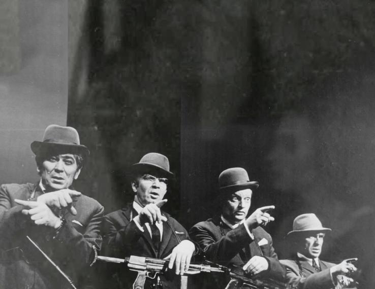 LEGENDA GYVA IR ŠIANDIEN. Juozo Miltinio dramos teatras mini 85-ąjį gimtadienį